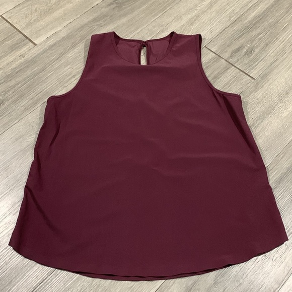 Lululemon Here To There Tank Bordeaux Drama Open Back Tank Top size 8 - Picture 7 of 12